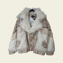 Load image into Gallery viewer, Champagne dust mini fur jacket
